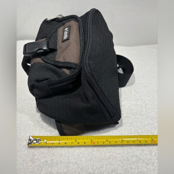 Black Columbia Sportswear Belt Bag with Compass - Picture 11 of 11
